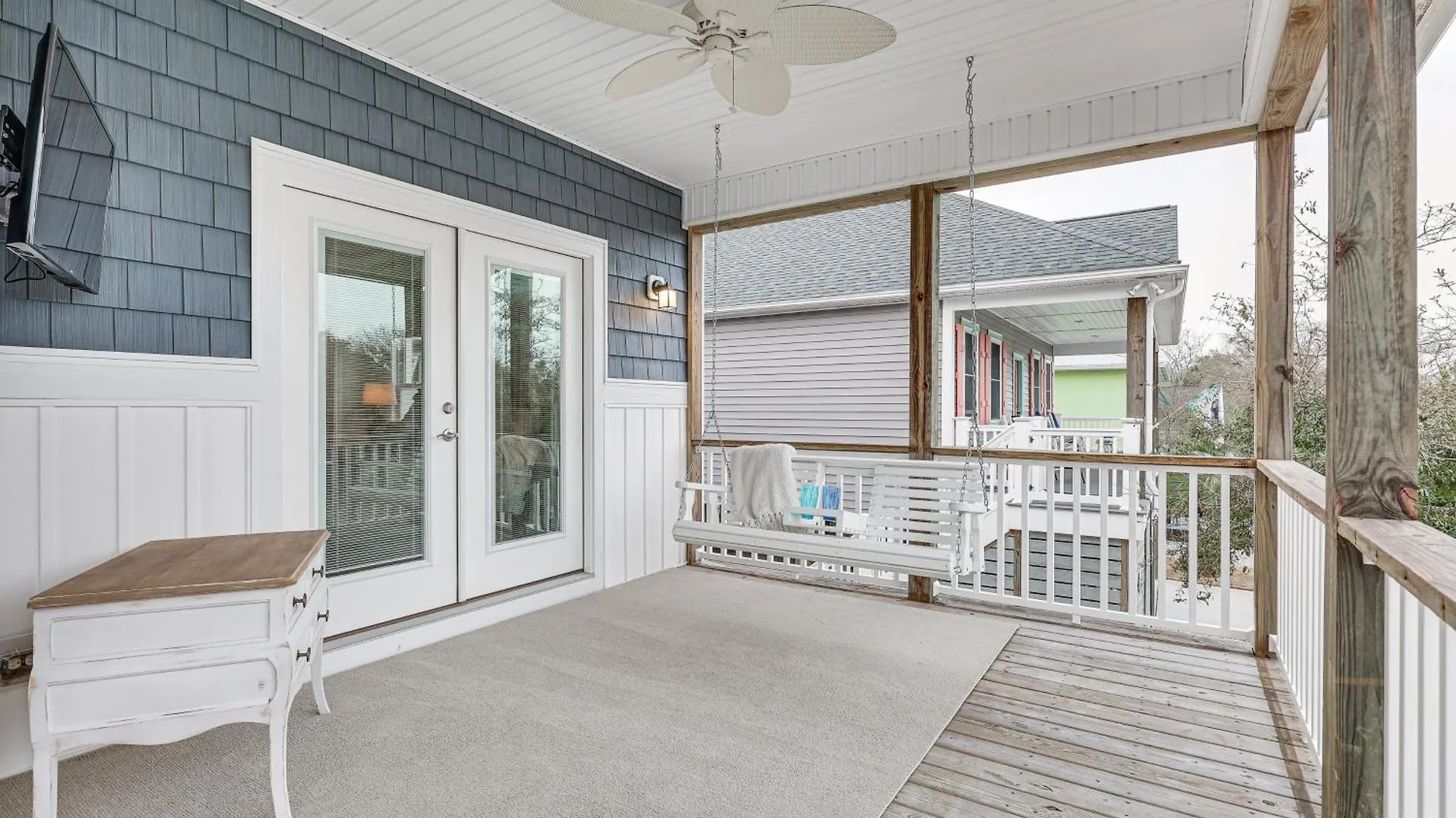 Holiday home 2 Mi To Long With Patio And Putting Green!