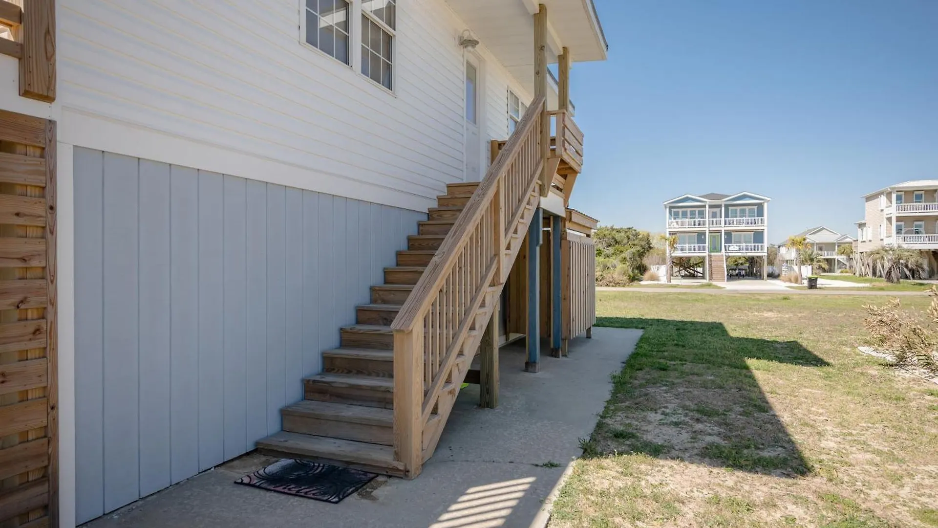 Look And Sea Oak Island