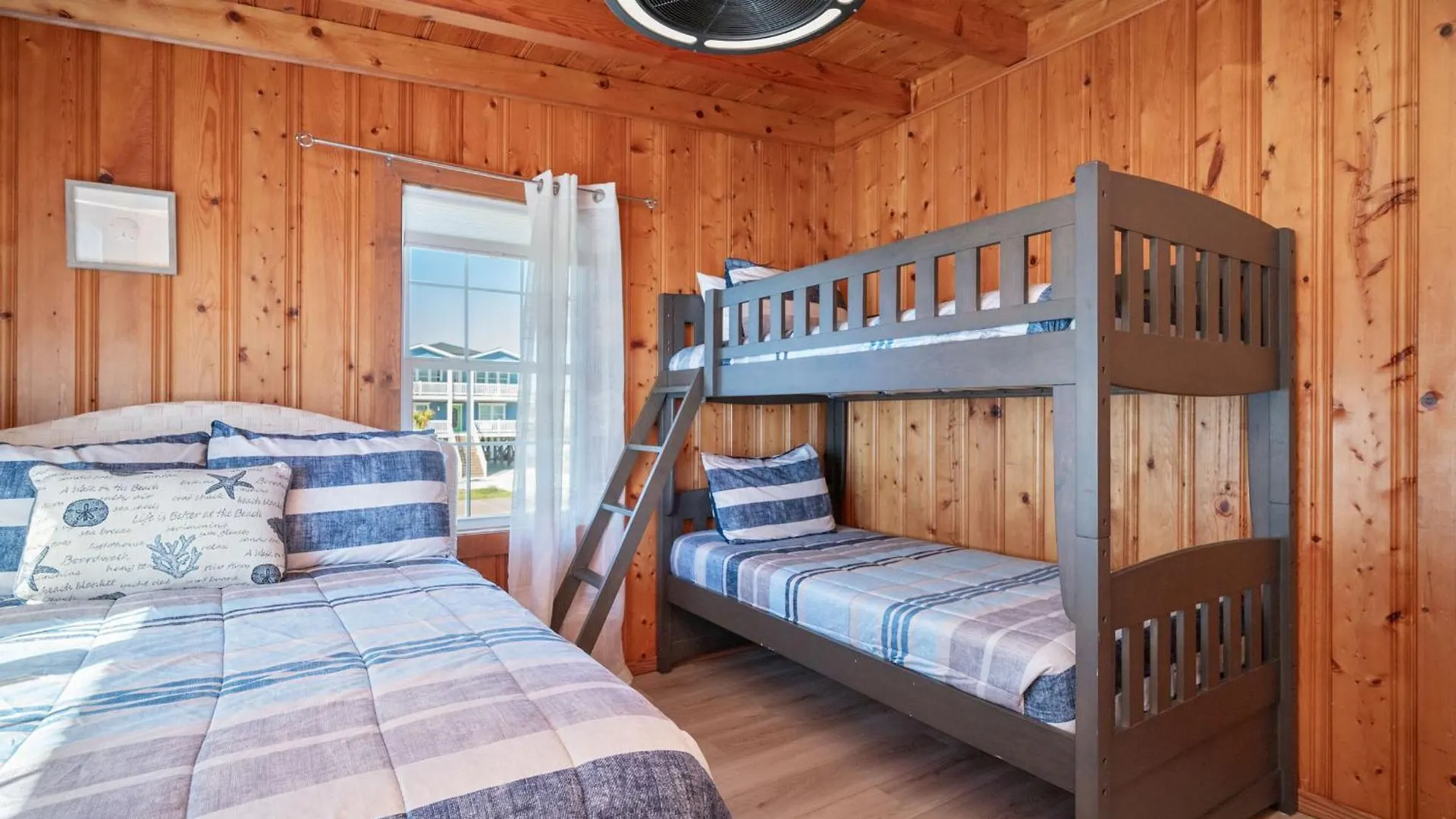 Holiday home Look And Sea Oak Island
