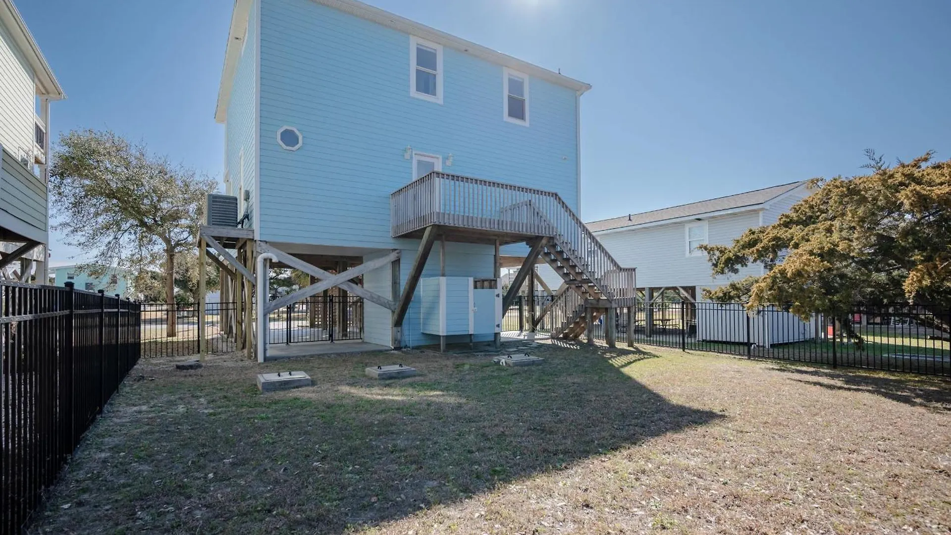 Red Roof Holiday home Oak Island
