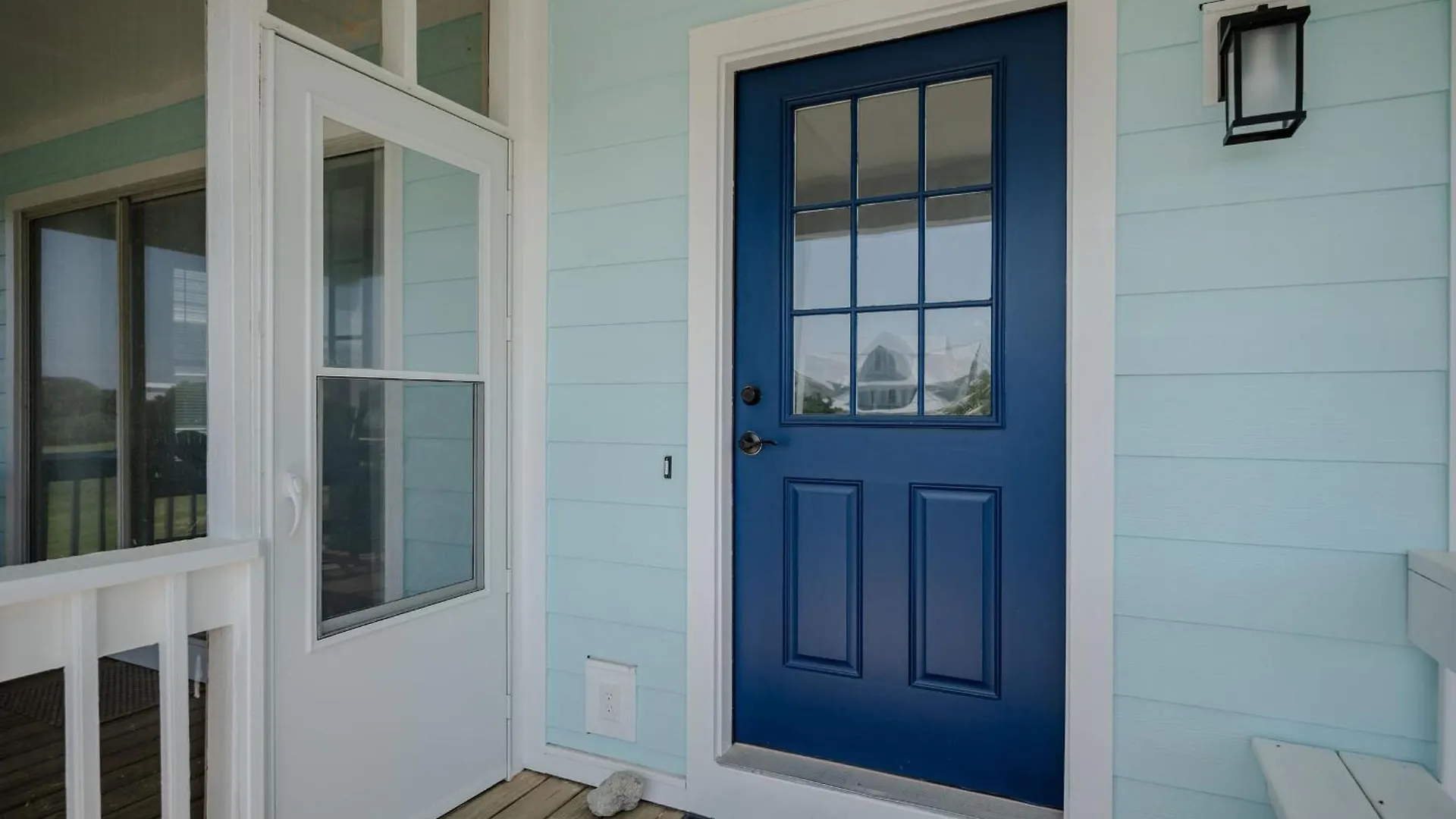 Holiday home Otter By Oak Island