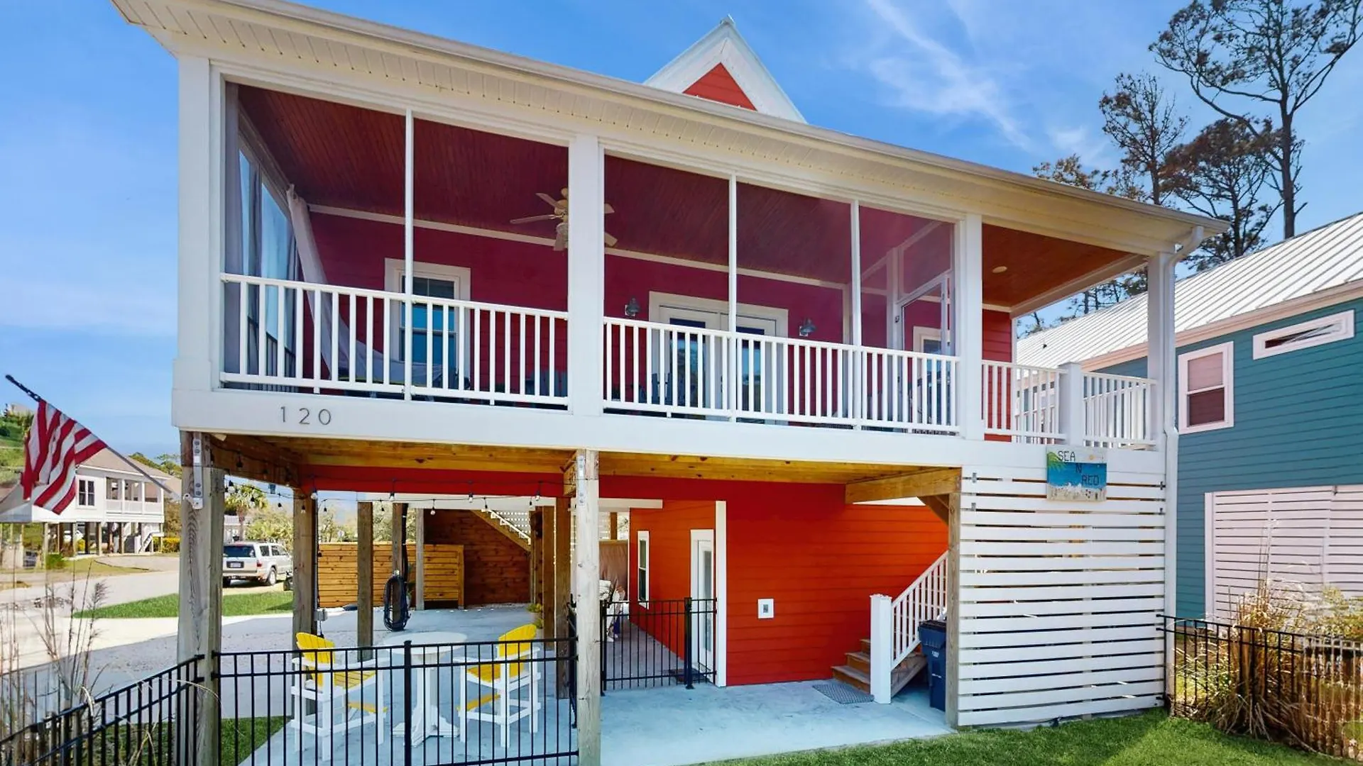 Sea N Red - Lower Holiday home *