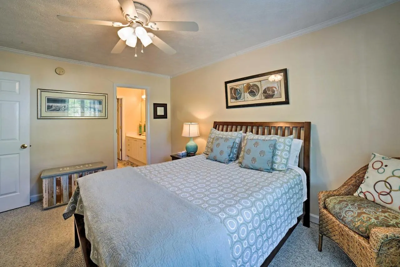 - Walk To And Intracoastal!
