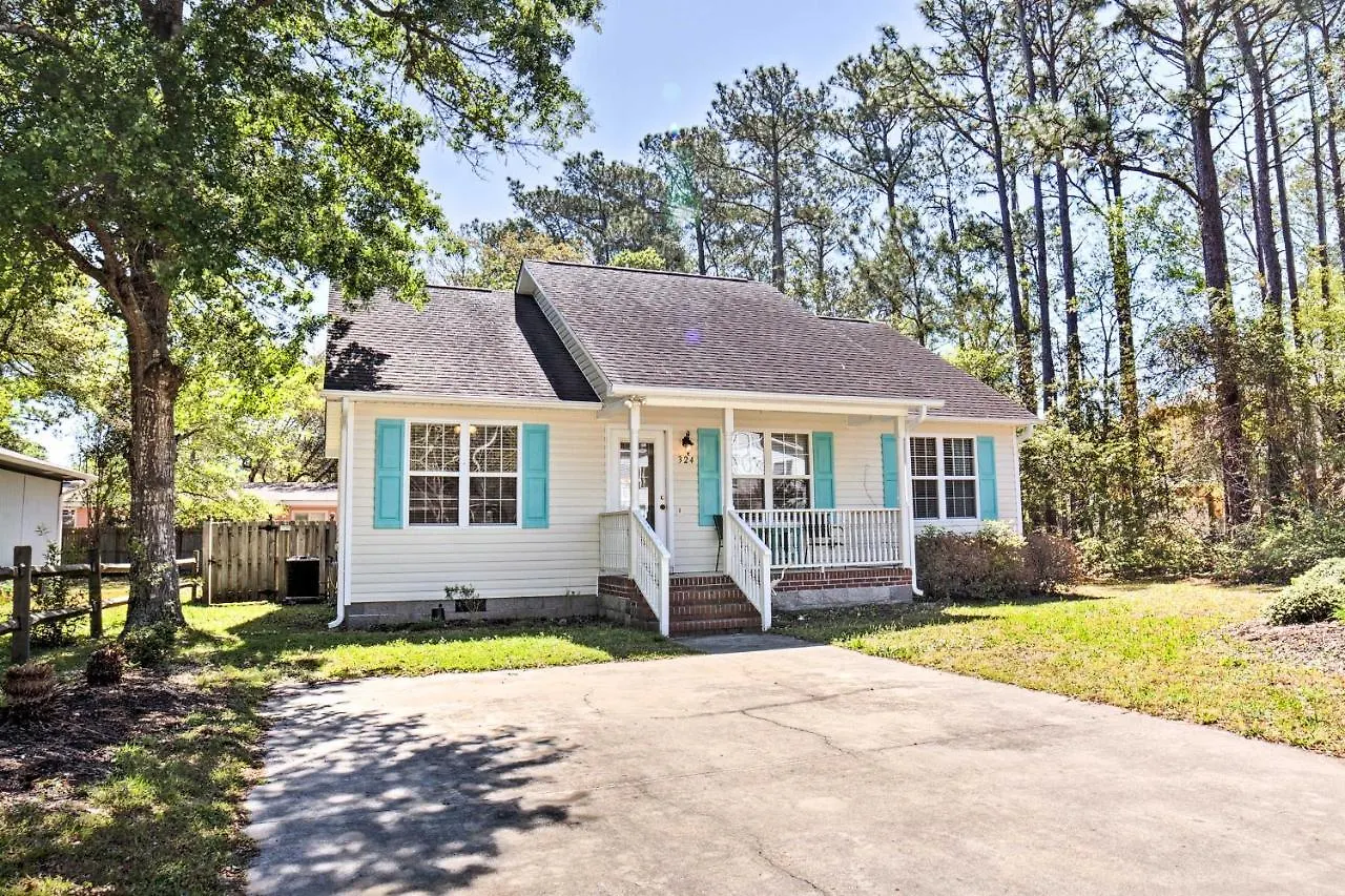 - Walk To And Intracoastal! *