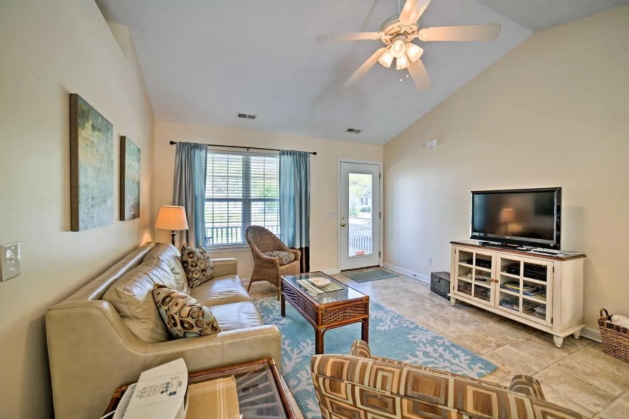 Holiday home - Walk To And Intracoastal! Oak Island
