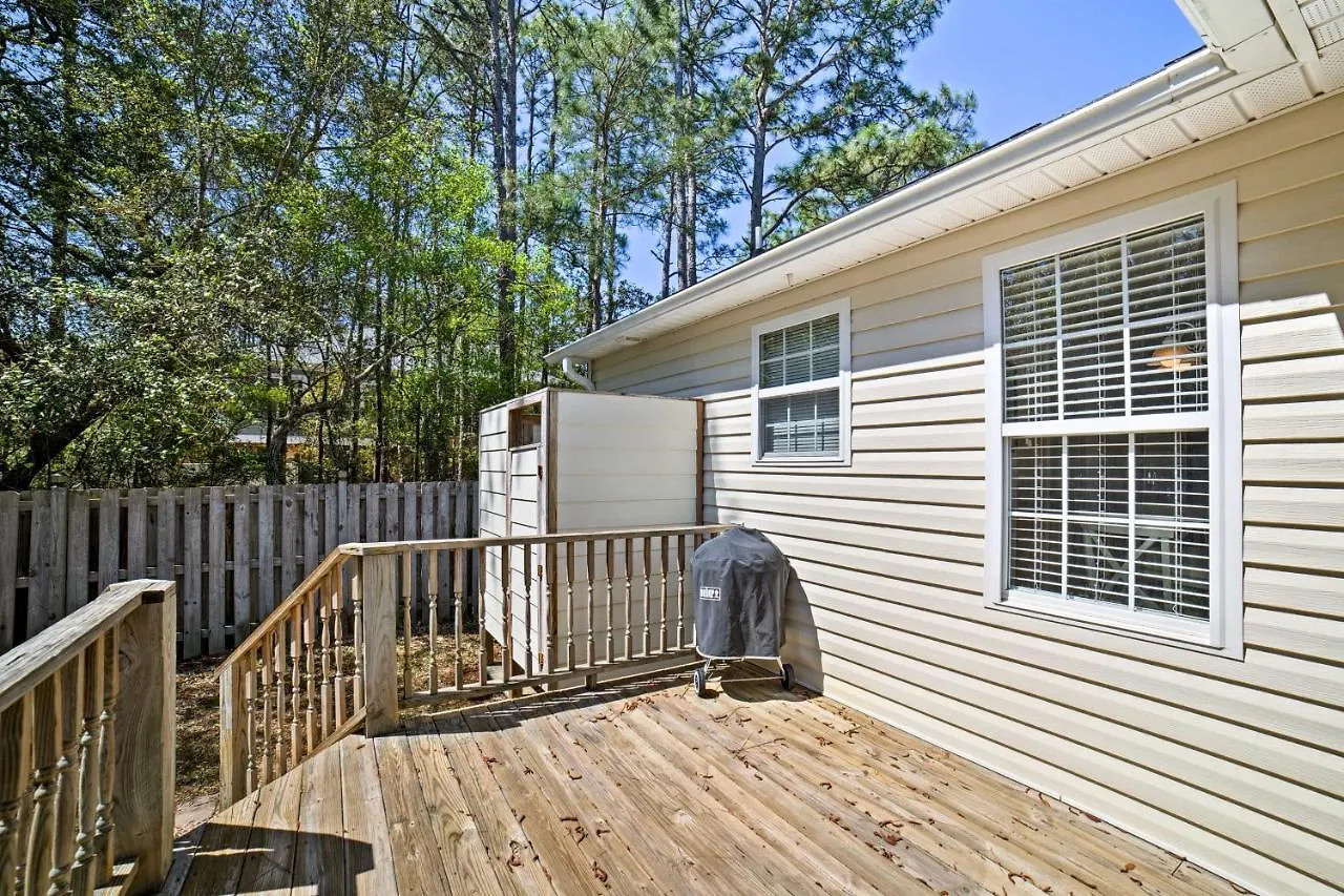 Holiday home - Walk To And Intracoastal!