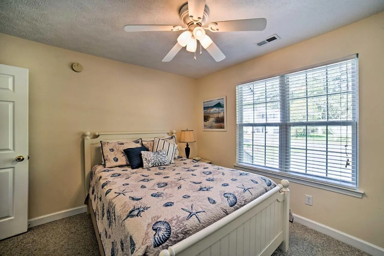 - Walk To And Intracoastal! *