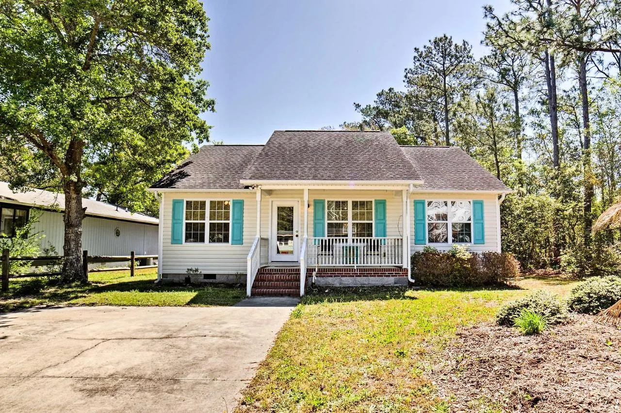 Holiday home - Walk To And Intracoastal!