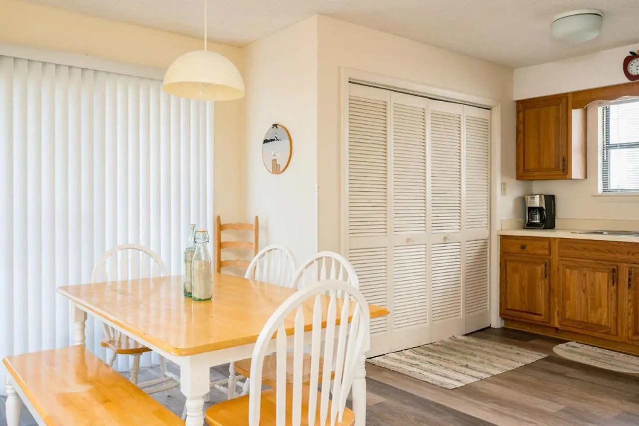 Kirkman By Holiday home Oak Island