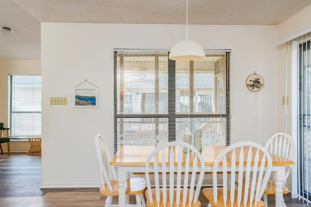 Kirkman By Holiday home Oak Island