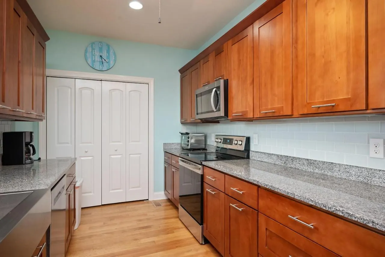 Island Retreat By Holiday home Oak Island