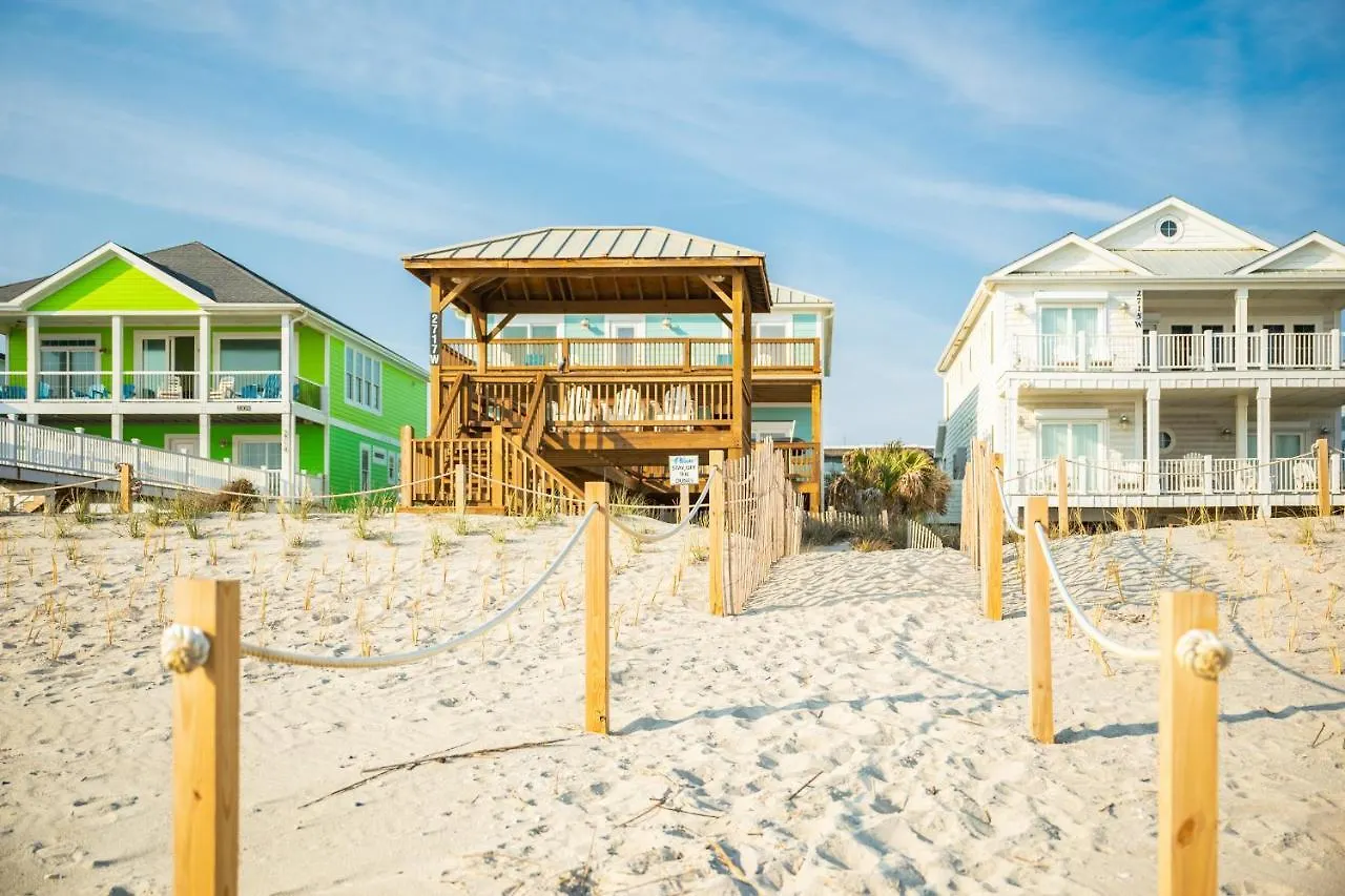 Island Retreat By Holiday home Oak Island