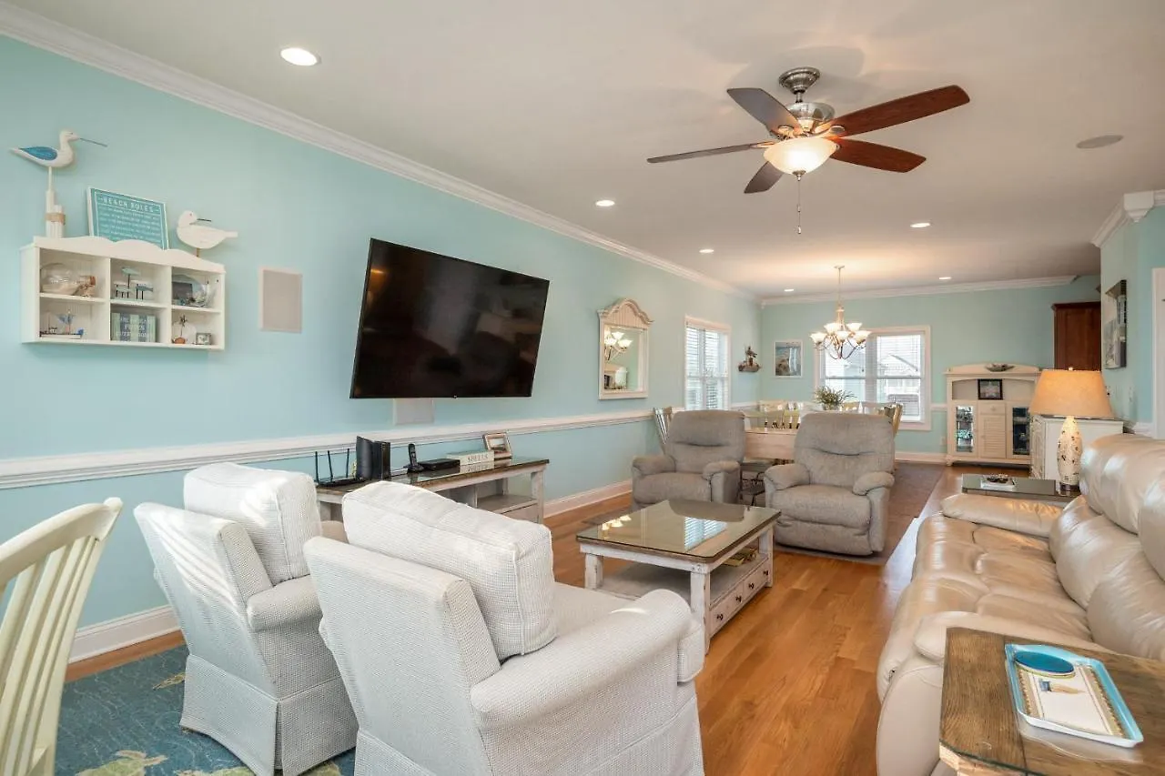 Island Retreat By * Oak Island