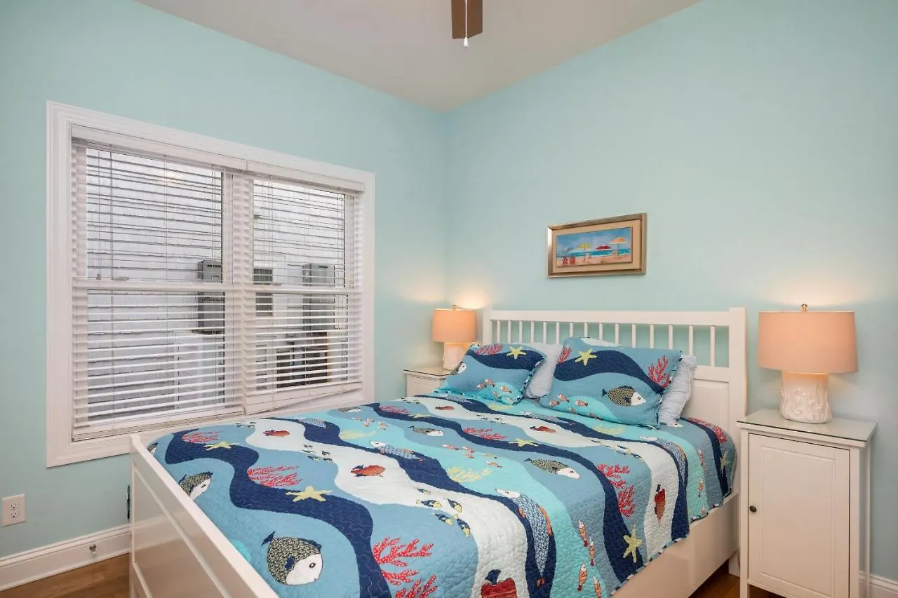 Island Retreat By Holiday home *