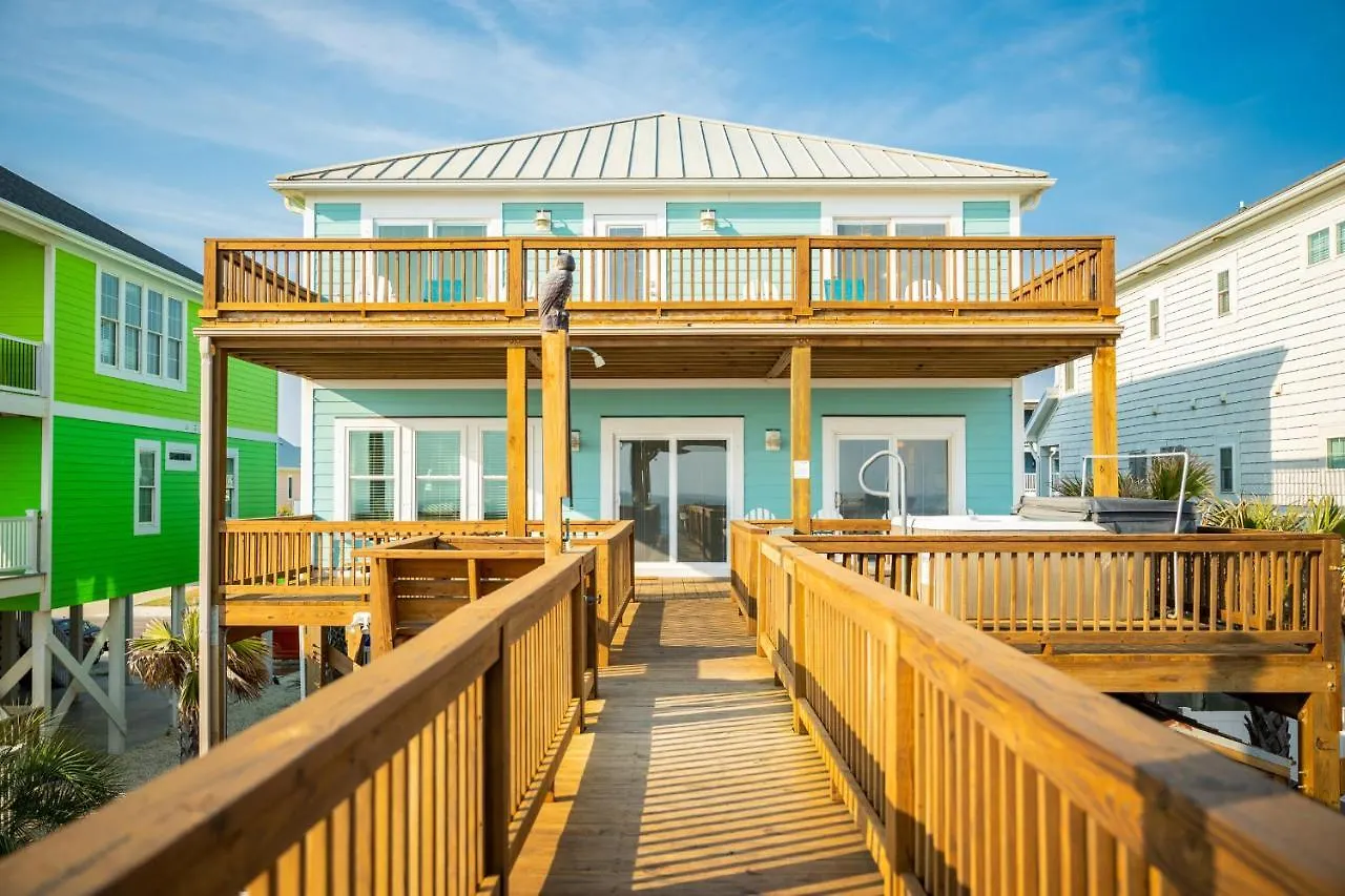 Island Retreat By Oak Island