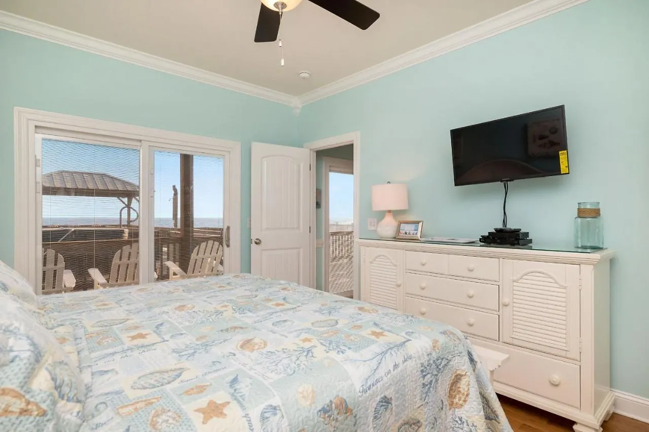 Island Retreat By Holiday home