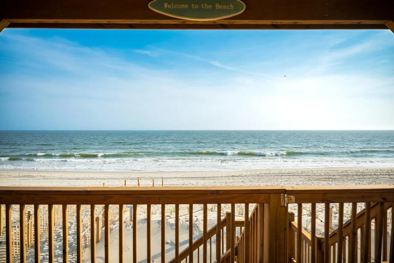 Island Retreat By * Oak Island