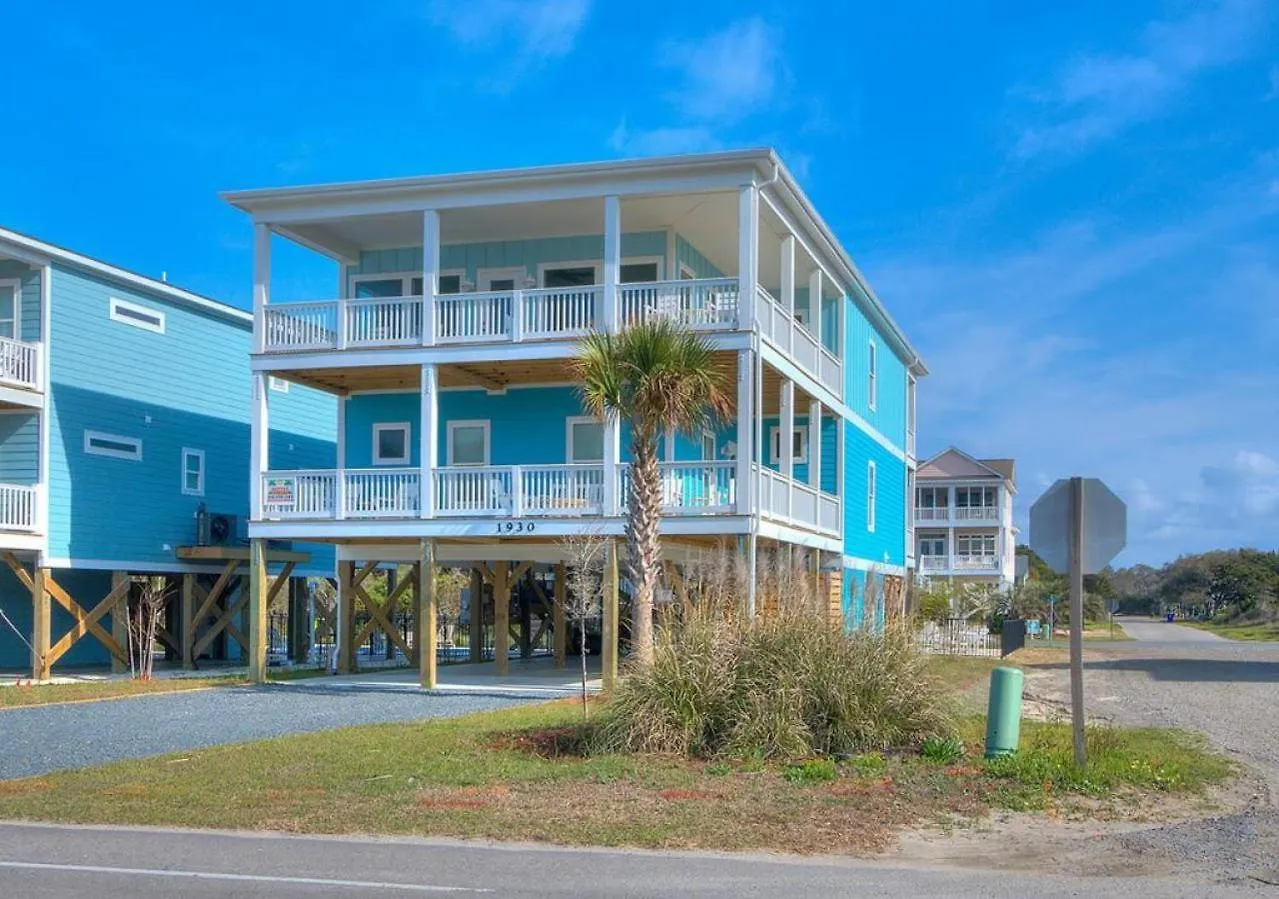 Ocean Peek * Oak Island